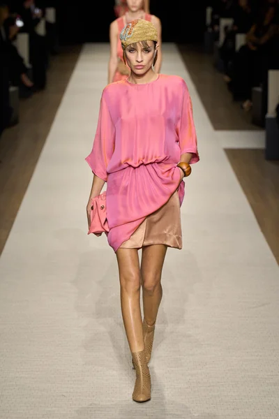 Look 65